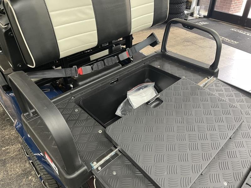 2022 Evolution Electric Vehicles Classic 4 Plus