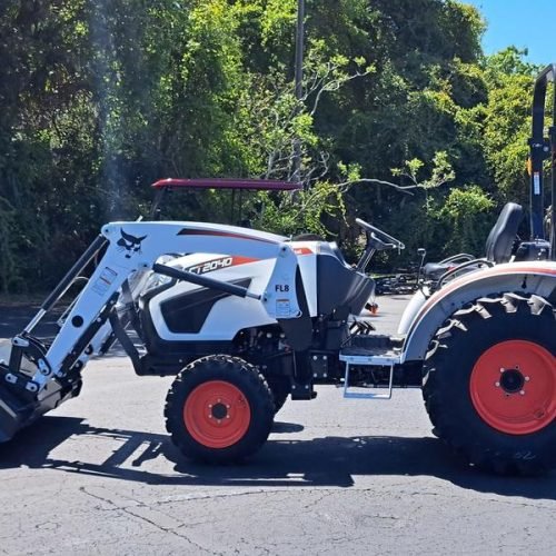 2024 Bobcat® Compact Tractors CT2040 HST